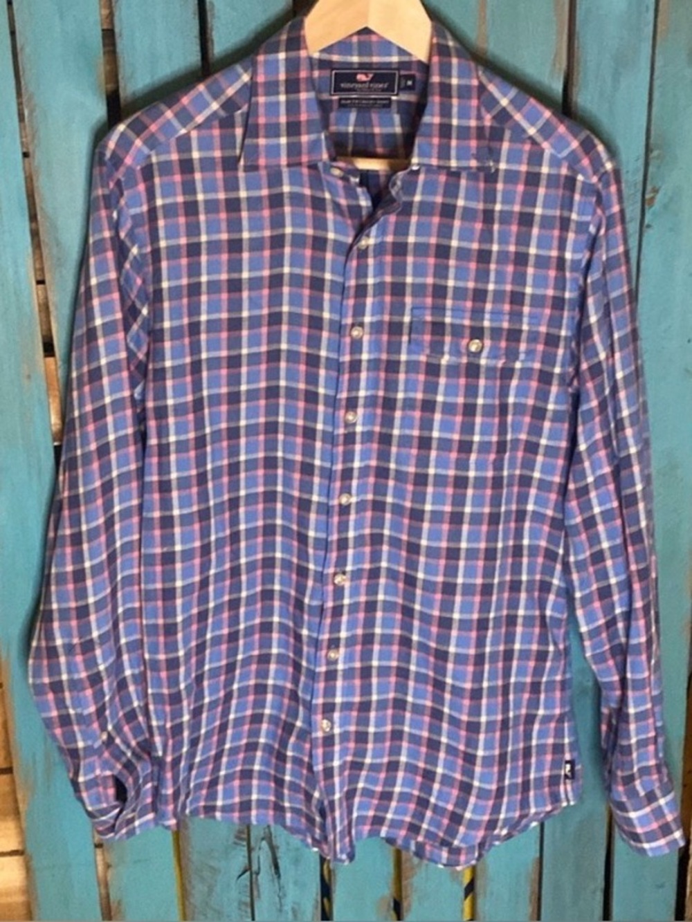 Vineyard Vines Slim Fit Crosby button down shirt size medium blue white pink